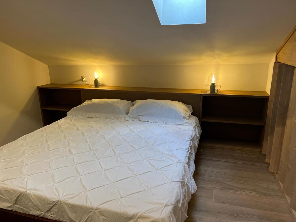 Belabri - Central Charme&Comfort -Mansarde E Appartamento Aosta Bagian luar foto