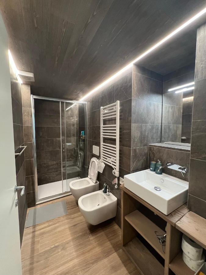 Belabri - Central Charme&Comfort -Mansarde E Appartamento Aosta Bagian luar foto